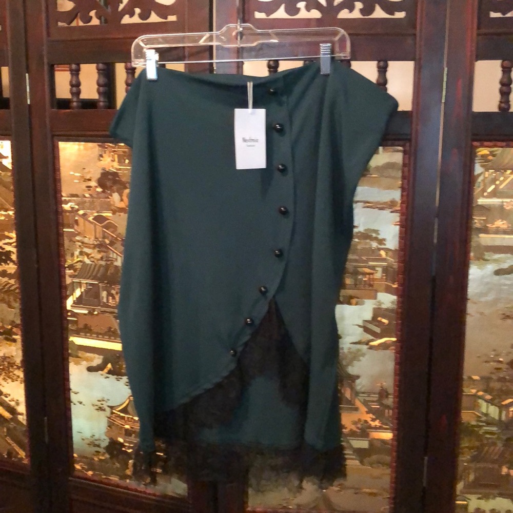 Hunter green black lace/button trimmed skirt